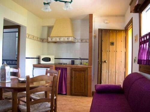 Apartamentos Siete Lagunas Тревелес Екстер'єр фото
